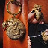 CAMELO™ Chameleon Tape Measure